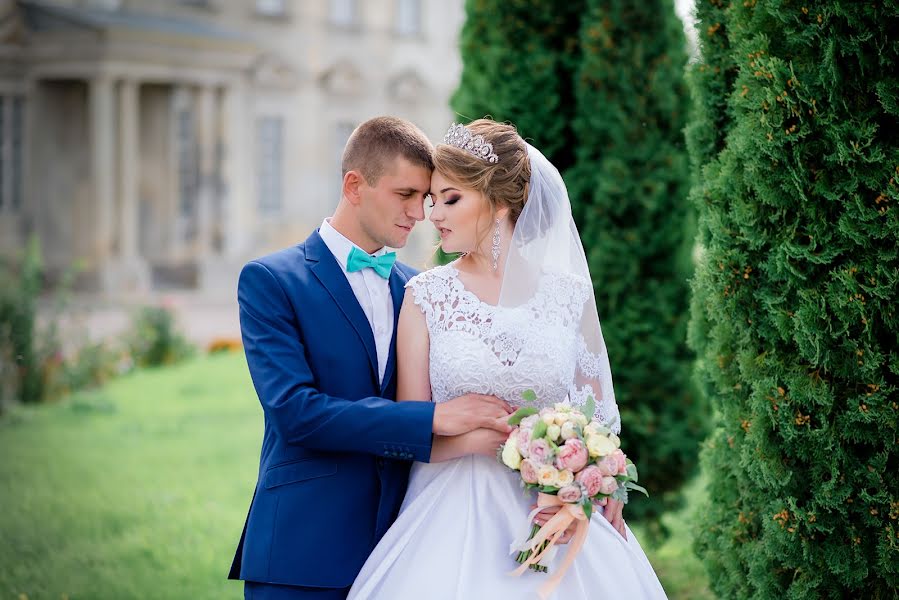 Fotografo di matrimoni Alena Belousova (alain). Foto del 15 settembre 2017