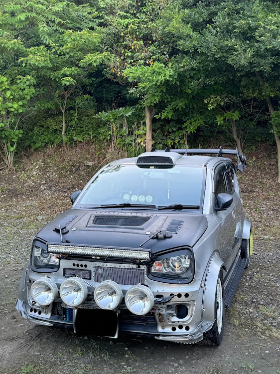 アルトワークスのおはようございます(’-’*)♪・お顔変更前に記念撮影に関するカスタム事例の投稿画像1枚目