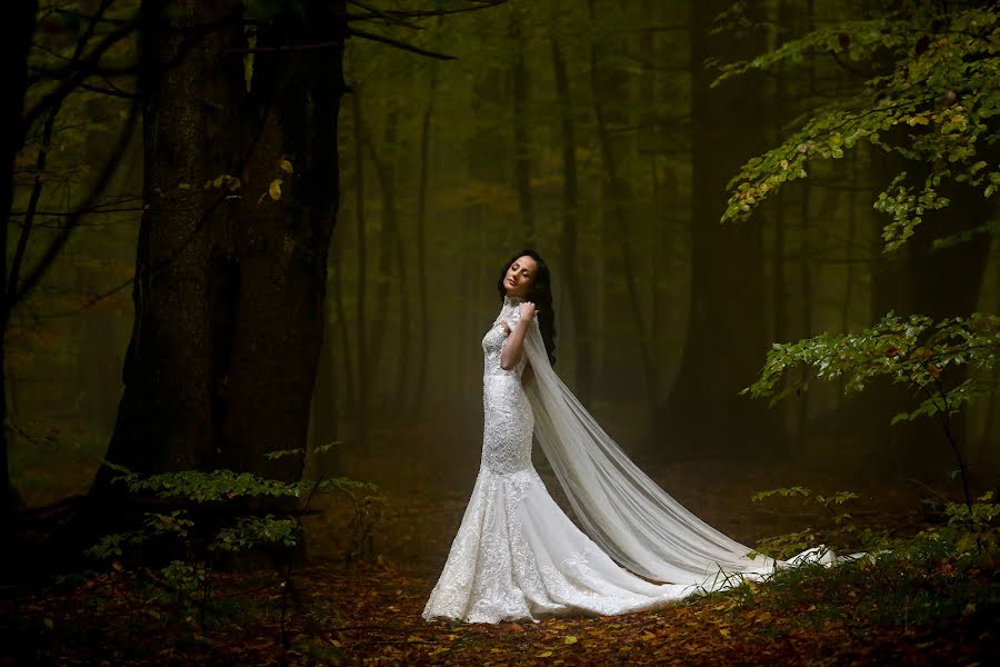 Fotógrafo de casamento Marius Stoica (mariusstoica). Foto de 21 de outubro 2021