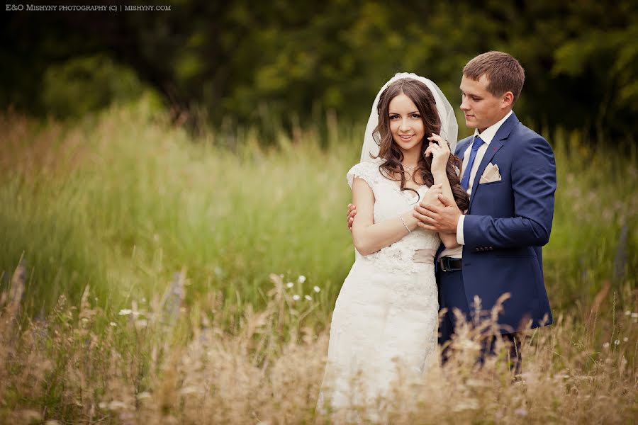 Fotógrafo de casamento Olga Mishina (olgamishina). Foto de 2 de dezembro 2015