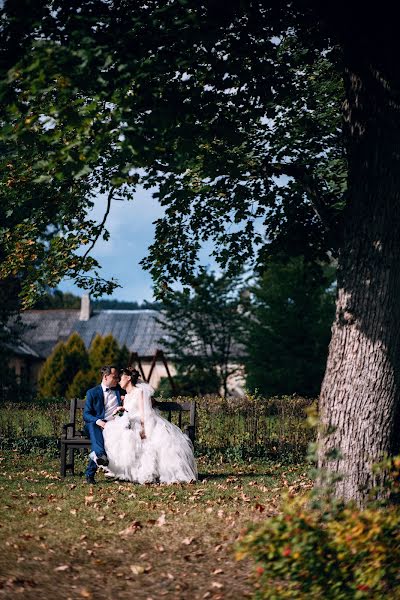 Fotografo di matrimoni Yuliya Normantas (julianormantas). Foto del 26 ottobre 2016