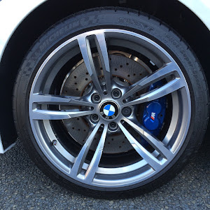 M4 クーペ F82