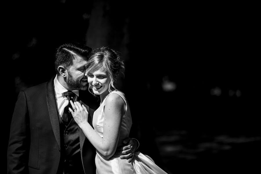 Fotografo di matrimoni Fabio Damico (fotosenzaposa). Foto del 15 settembre 2019