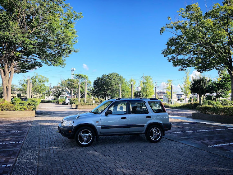CR-Vのjmb・HDM・usdm・ローダウンに関するカスタム事例の投稿画像2枚目