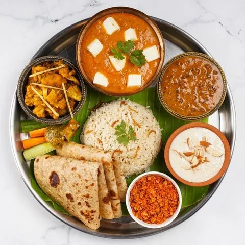 Butter Paneer Deluxe Thali