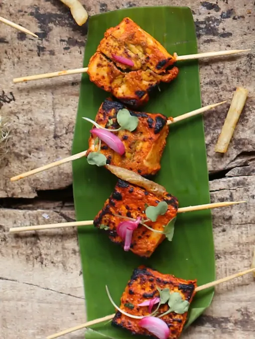 Achaari Paneer Tikka