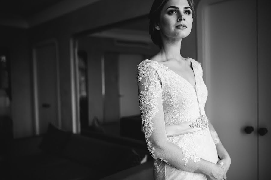 Fotógrafo de bodas Aleksandra Veselova (veslove). Foto del 11 de julio 2018