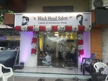 Black Head Salon -Unisex photo 