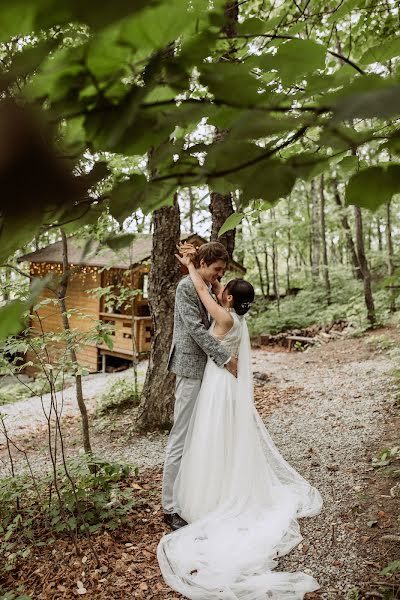 Fotógrafo de casamento Vera Zarubina (zarubinavera). Foto de 16 de agosto 2020