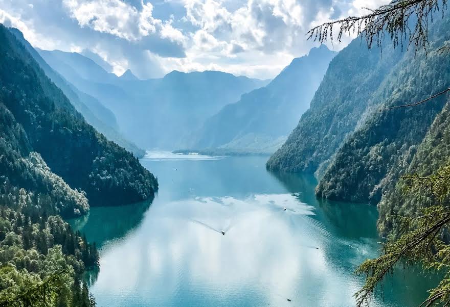 The Most Beautiful Alpine Lakes To Visit This Summer