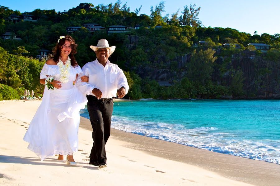 Kāzu fotogrāfs Laurent Levy (wedding-photo). Fotogrāfija: 24. janvāris 2019