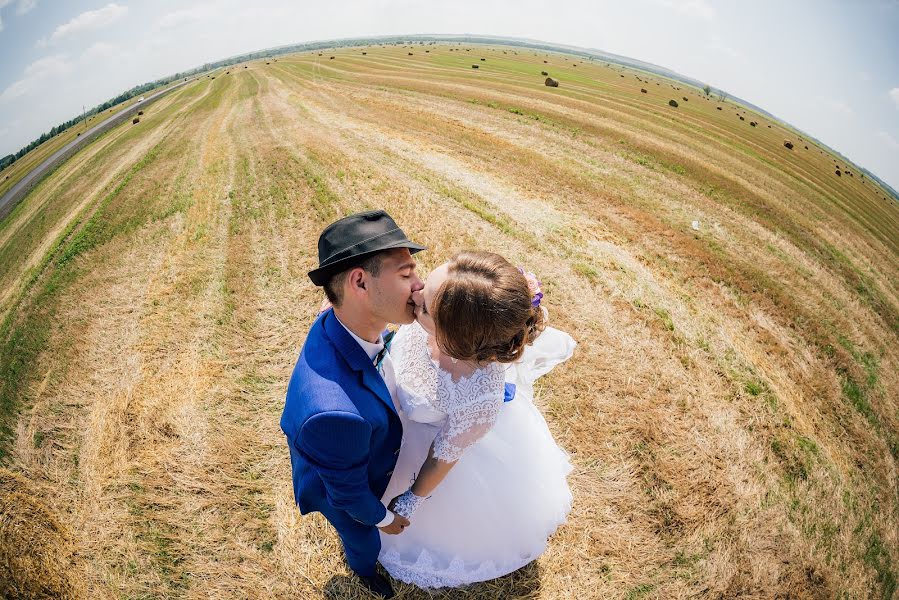 Fotógrafo de bodas Vitaliy Sapegin (kookx). Foto del 8 de agosto 2016