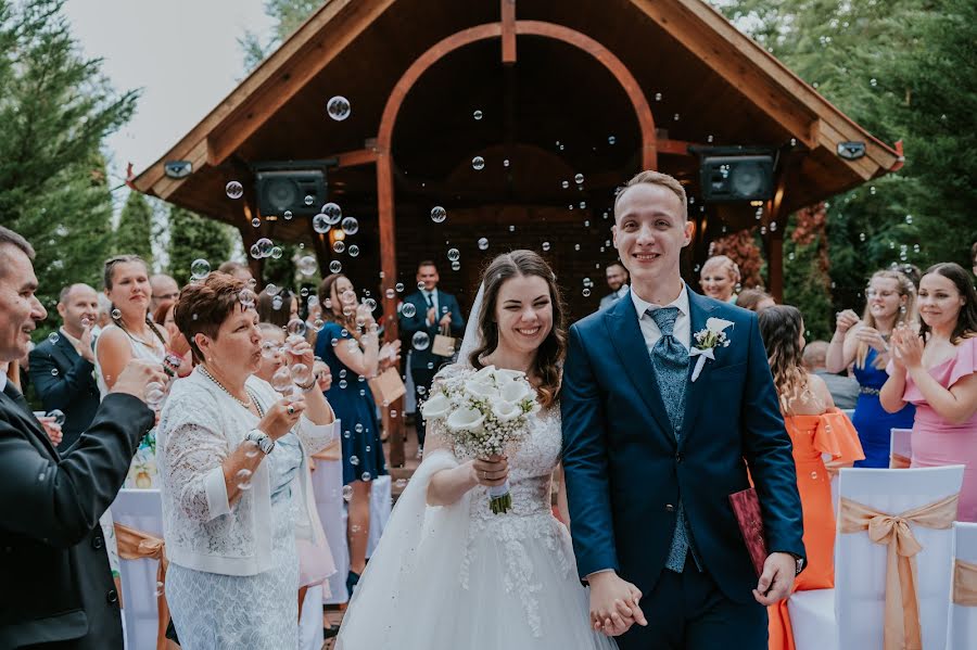 Fotografo di matrimoni Beatrie Moraru (malomfokusz). Foto del 8 maggio