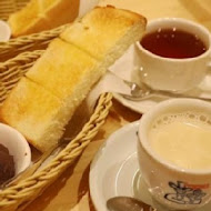 客美多咖啡 Komeda‘s Coffee