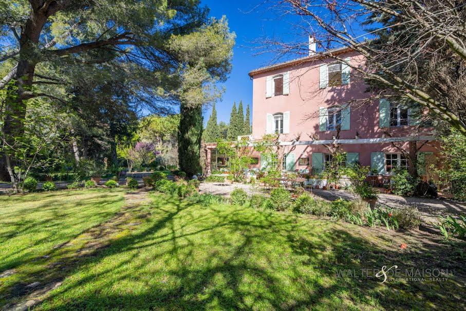 Vente maison 15 pièces 650 m² à Plan-d'Orgon (13750), 1 500 000 €