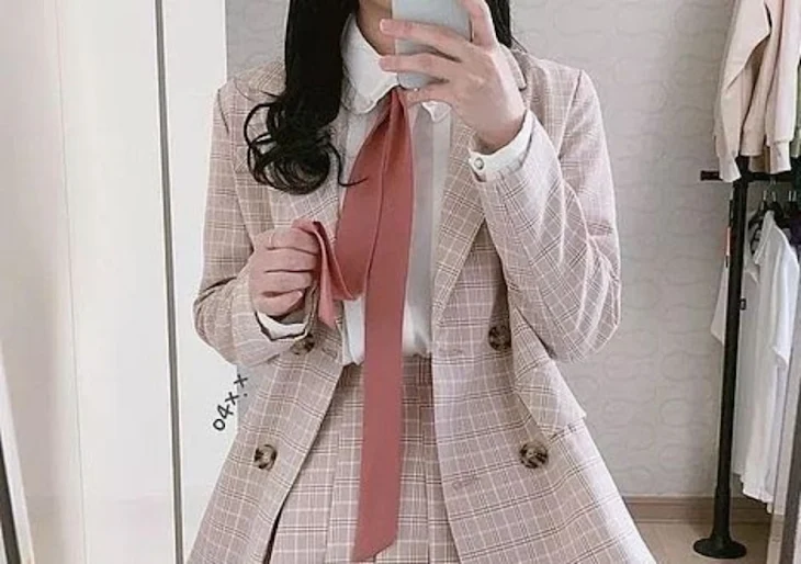 「緋羅里の雑談部屋~」のメインビジュアル