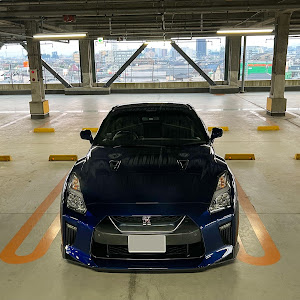 NISSAN GT-R R35