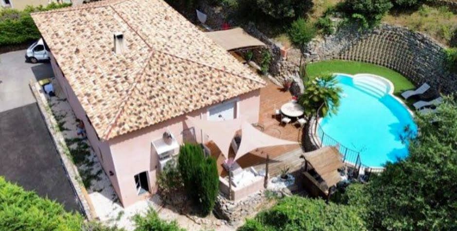 Vente villa 5 pièces 165 m² à Signes (83870), 659 000 €