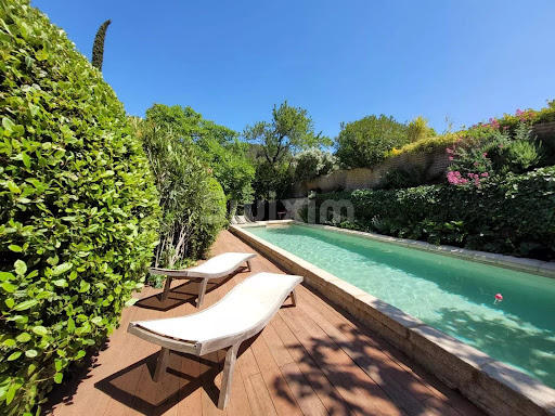 Property with pool and garden 2