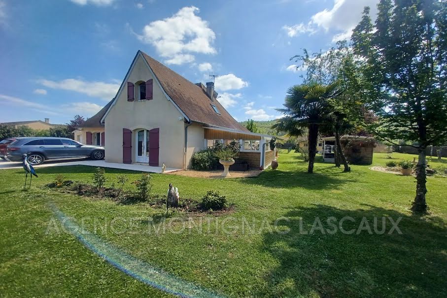 Vente maison 6 pièces 220 m² à Montignac (24290), 451 500 €