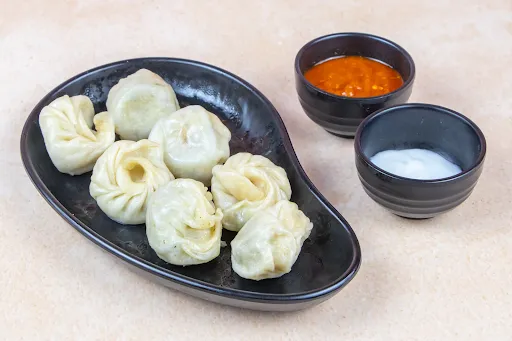 Veg Momos [7 Pieces]