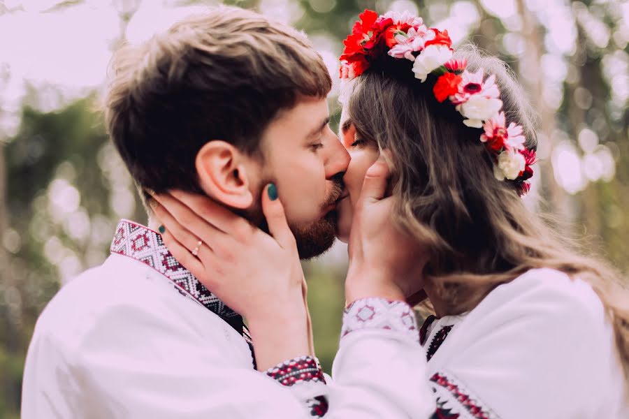 結婚式の写真家Vlad Kuzmenko (vlad22)。2018 7月24日の写真