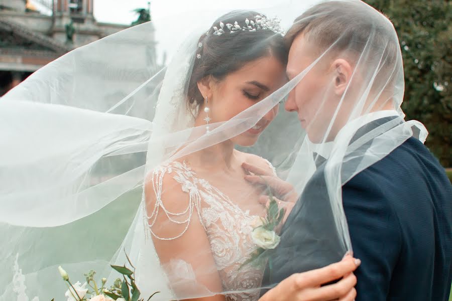 Fotógrafo de casamento Yuliya Babenko (babenkojuliya). Foto de 29 de janeiro 2019