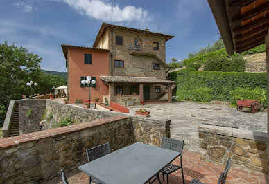 Villa avec piscine et jardin 2