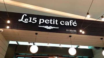 Le15 Petit Cafe photo 