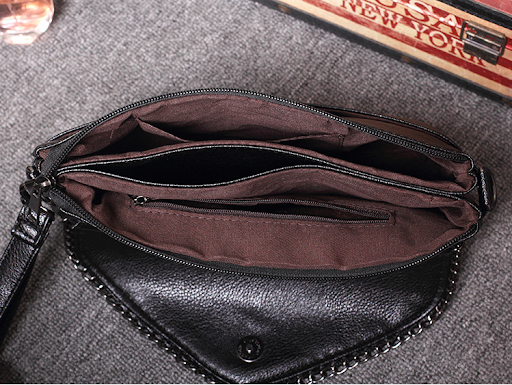 Title 18, The New Trendy Messenger Bag Is Simple and Vers...