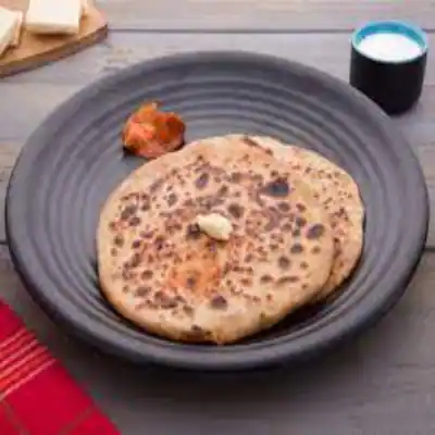 Stuffed Gobhi Paratha With Salad Chutney & Butter