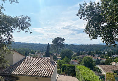 Villa avec piscine et terrasse 3