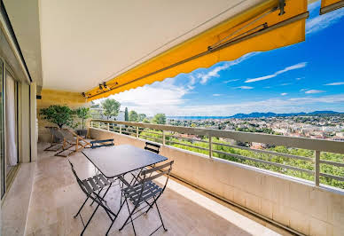 Apartment with terrace and pool 4