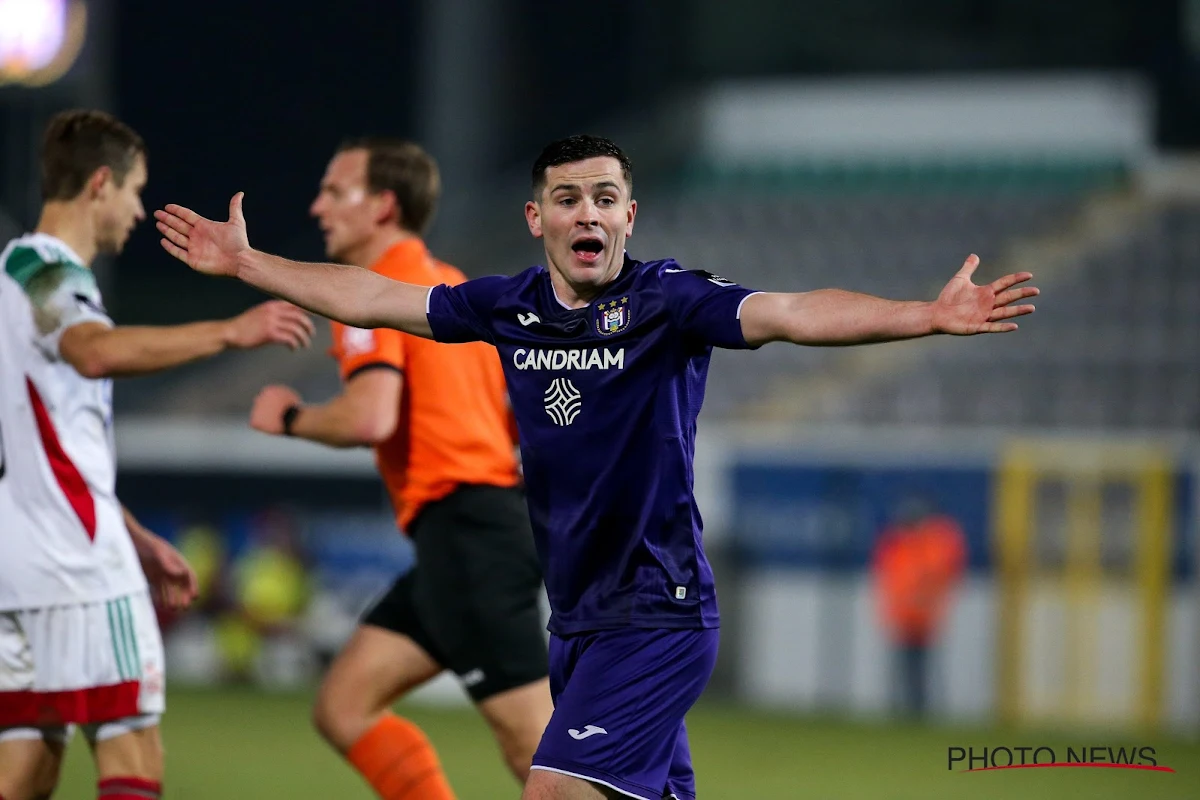 Josh Cullen: "Quand un club comme Anderlecht frappe à la porte..."