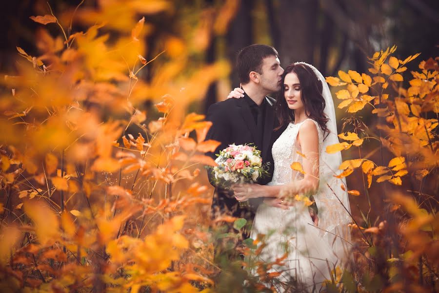 Jurufoto perkahwinan Aleksandr Bystrov (bystroff). Foto pada 11 Oktober 2019