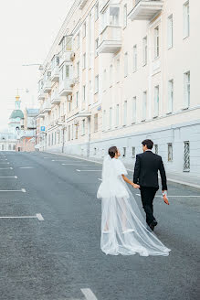 Fotógrafo de casamento Vitaliy Ushakov (ushakovitalii). Foto de 28 de abril 2022