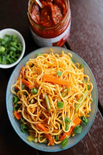 Veg Schezwan Noodles