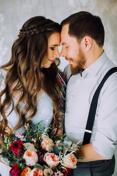 Fotografo di matrimoni Marina Titova (marinat). Foto del 11 febbraio 2019