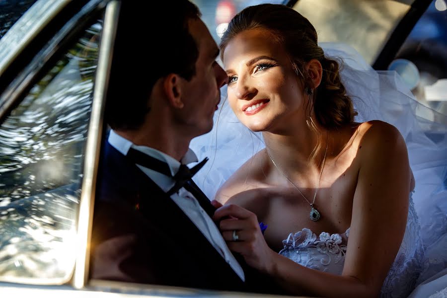 Wedding photographer Magdalena Gheonea (magdagheonea). Photo of 27 August 2020