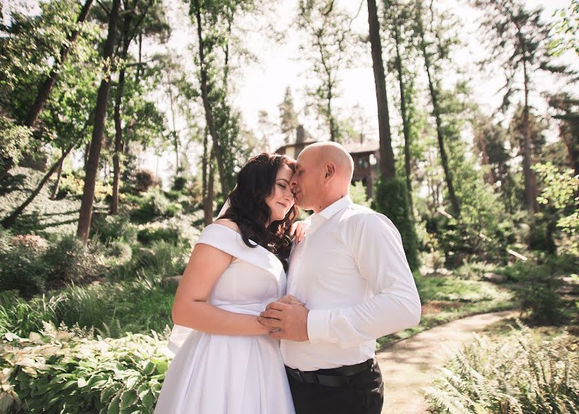 Fotógrafo de casamento Karina Vakolyuk (karinavakolyuk). Foto de 14 de janeiro 2021