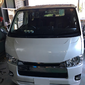 ハイエースバン TRH200V