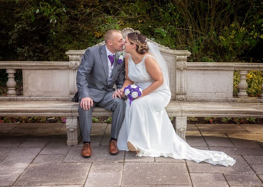 शादी का फोटोग्राफर Ken Hadfield (thisworld)। जून 11 2019 का फोटो