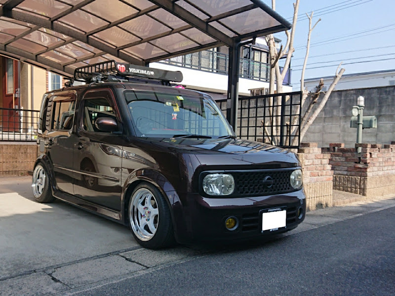 ラッシュ 車高調　z11 キューブ