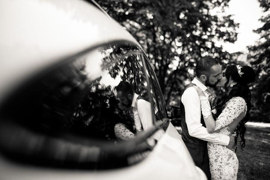 Fotógrafo de casamento Filip Prodanovic (prodanovic). Foto de 14 de maio 2018