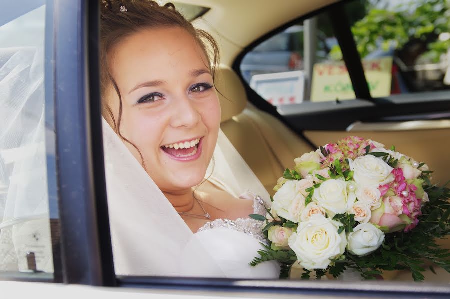 Fotógrafo de casamento Ferenc Szádvári (szadvariferenc). Foto de 6 de março 2017