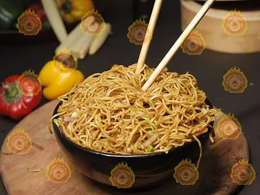 Veg Chowmein ( Desi Street Noodles )