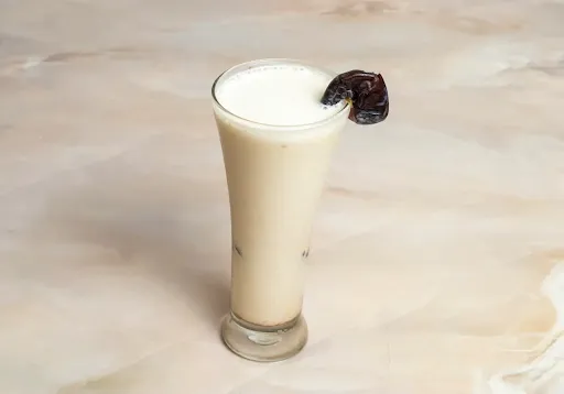 Dates Milkshake