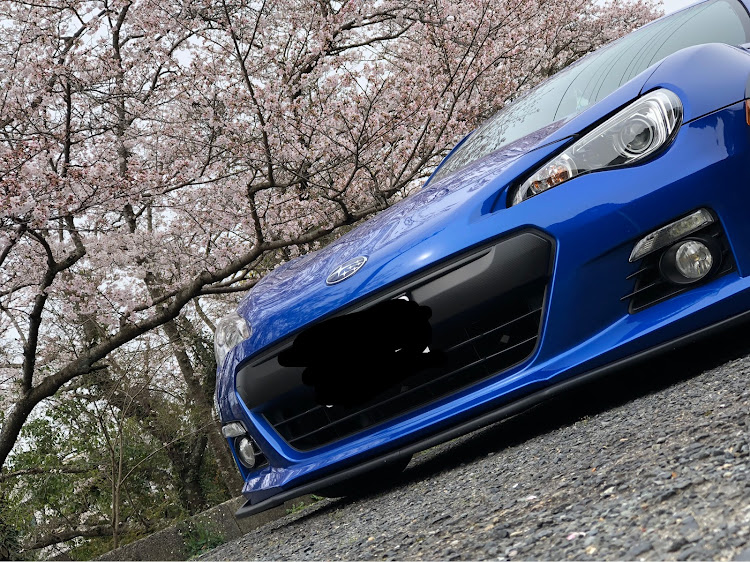 BRZの86BRZ・桜と愛車・ドライブ・日曜日の出来事・車好きな人と繋がりたいに関するカスタム事例の投稿画像2枚目