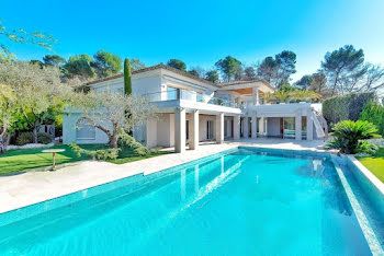 villa à Mougins (06)