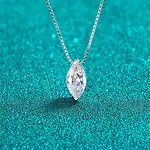 1Karat Moissanite